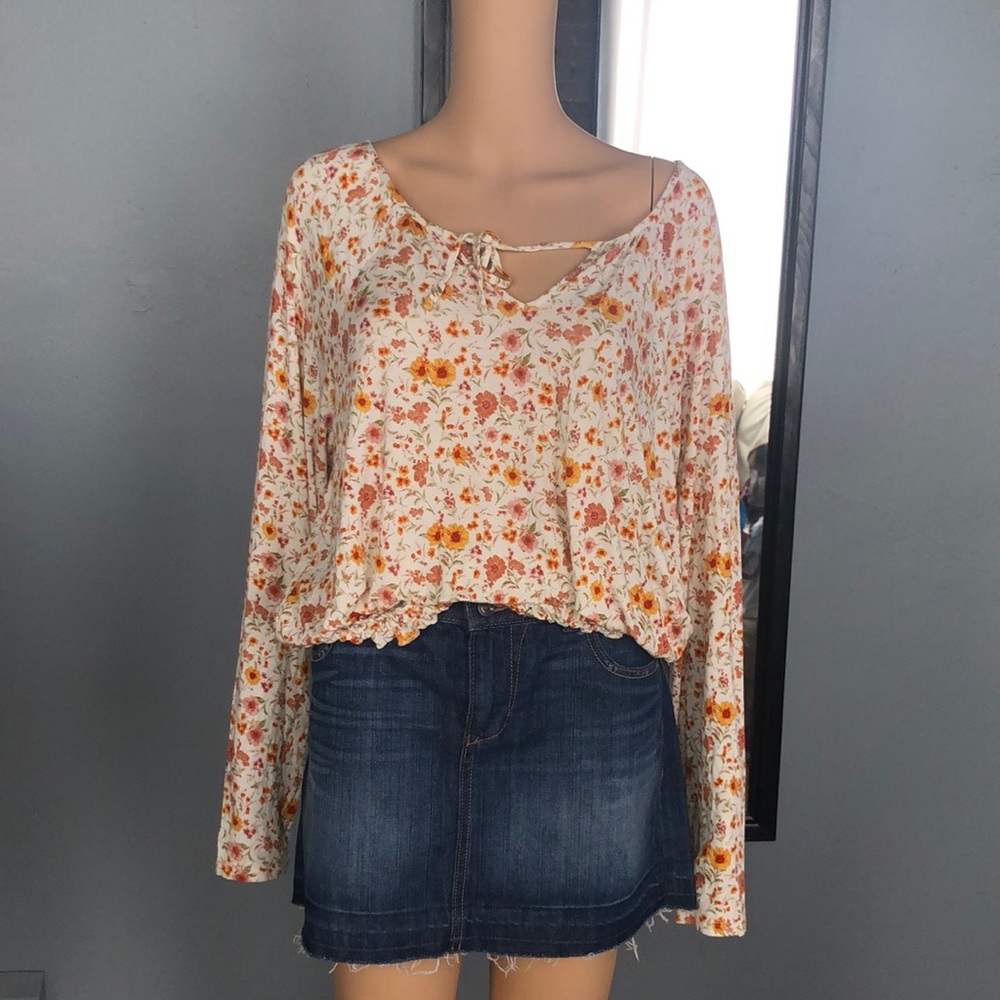 XL size American Eagle top